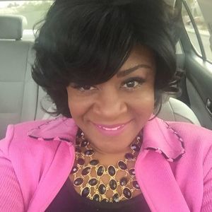 Meet your Posher, Marcia